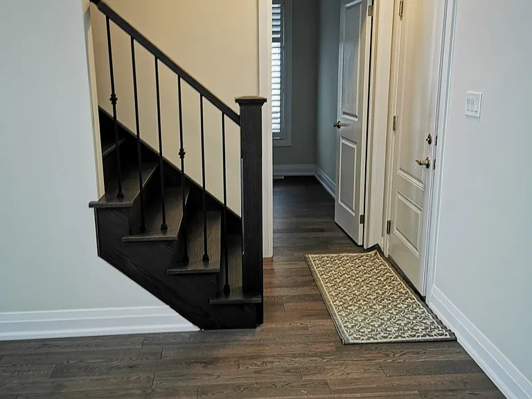 917 Valencia Ct — Photo 13