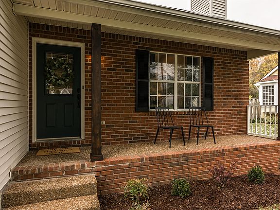 2nd image of 486 Belinda Pkwy