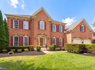 6518 Debhill Ln, Gainesville, VA 20155