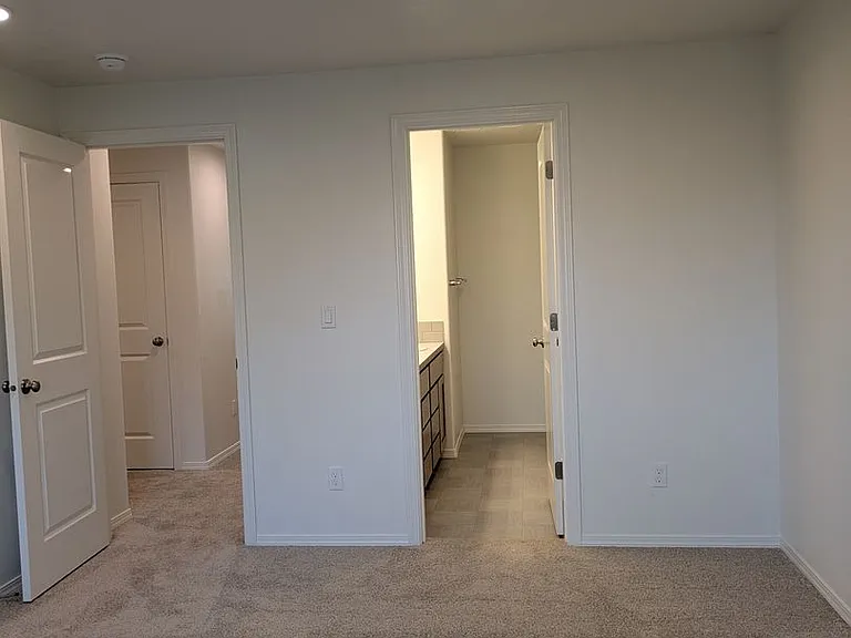 6364 W 36th Pl — Photo 7