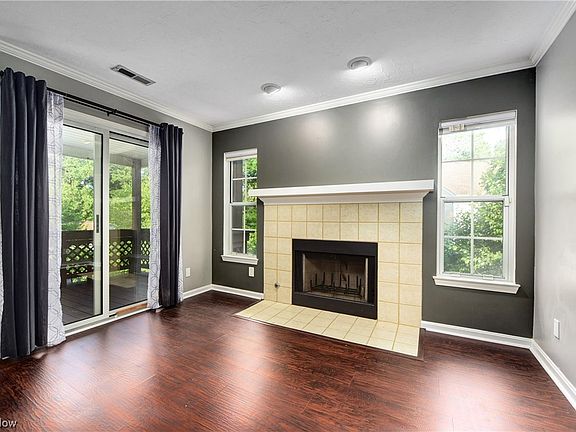 5th image of 1330 Cedarwood Dr APT B3