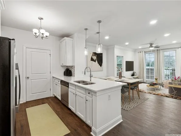 901 Abernathy Rd APT 3200, Sandy Springs, GA 30328