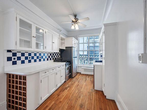 4th image of 2109 Broadway APT 9131