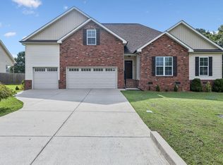 412 Long Creek Dr, Christiana, TN 37037
