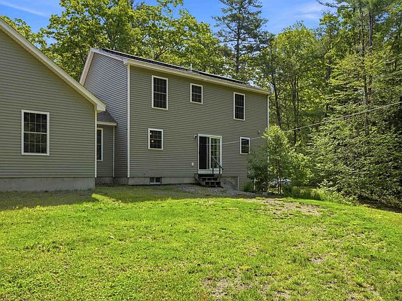 3rd image of 100 Dunton Road