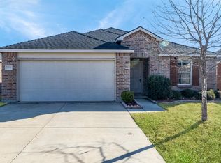 10016 Calcite Dr, Fort Worth, TX 76131