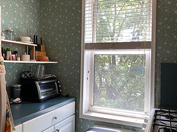 5th image of 3173 Avenue S #H