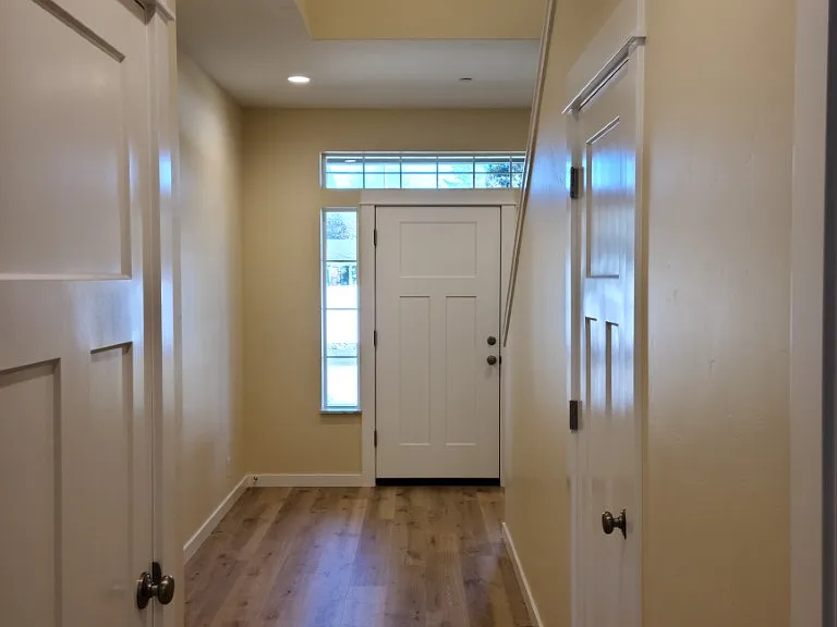 25221 Perkins Rd #1 — Photo 6