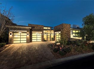 32 Hunting Horn Dr, Las Vegas, NV 89135