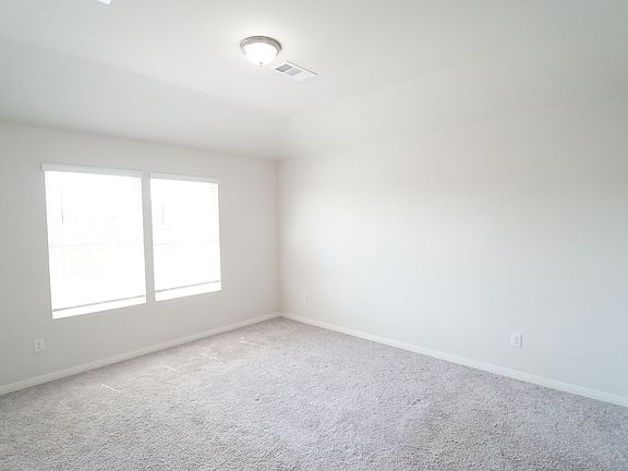 5th image of 501 Jameson St