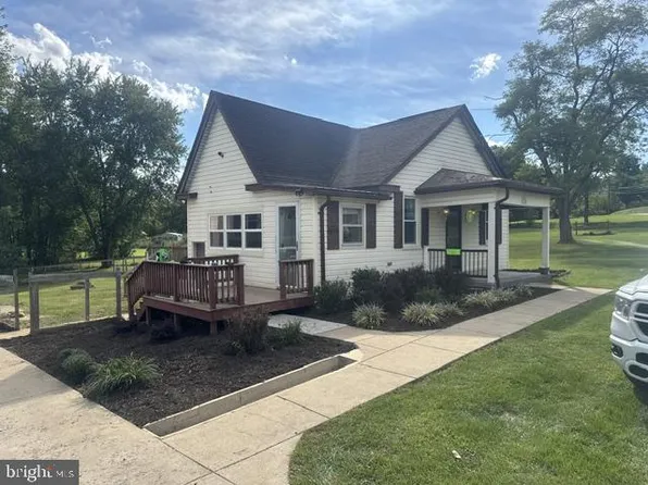134 Lucas Ln, Gore, VA 22637