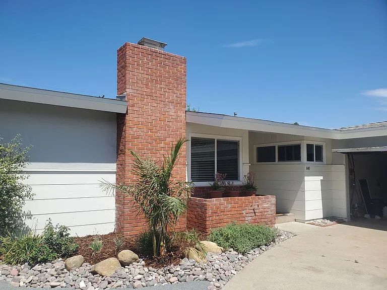 640 Alameda Blvd — Photo 10