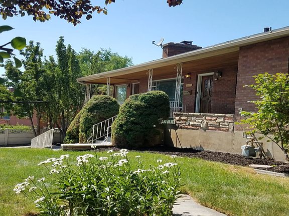 2nd image of 1789 E Severn Dr