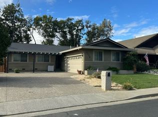 1175 Dawson Dr, Dixon, CA 95620