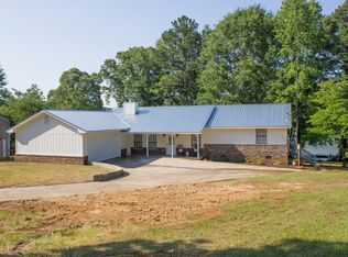 208 Merry Dr NW, Milledgeville, GA 31061