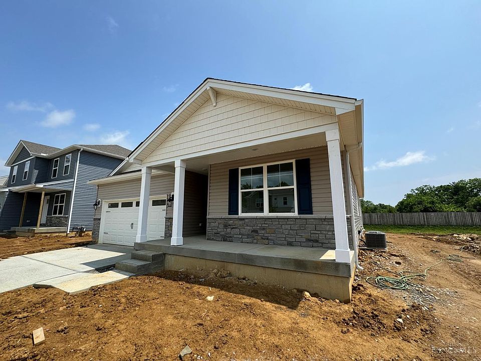 2nd image of 126 Ashburn Way