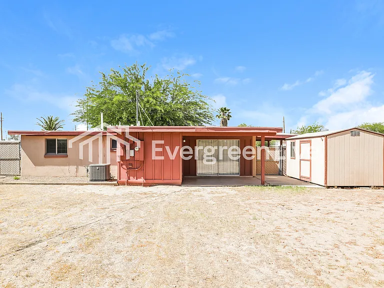 8056 E Victoria Dr — Photo 15