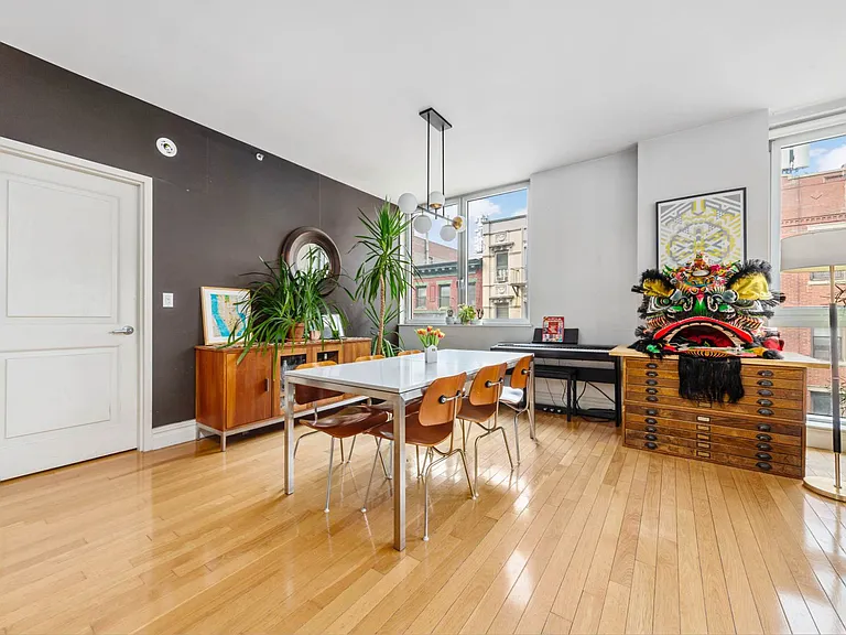 158 Hester St #4D — Photo 4