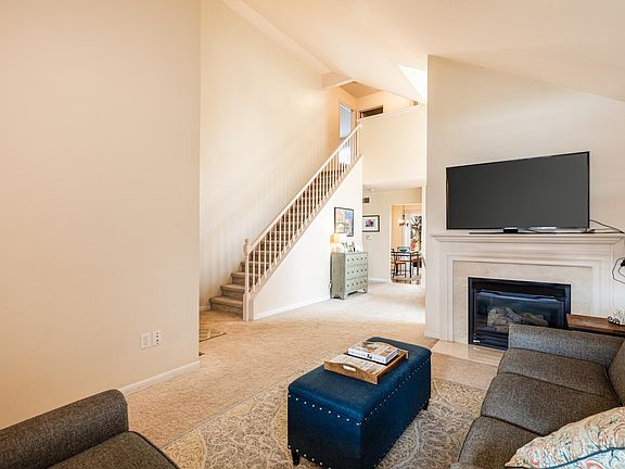 4th image of 621 Macwilliams Ln