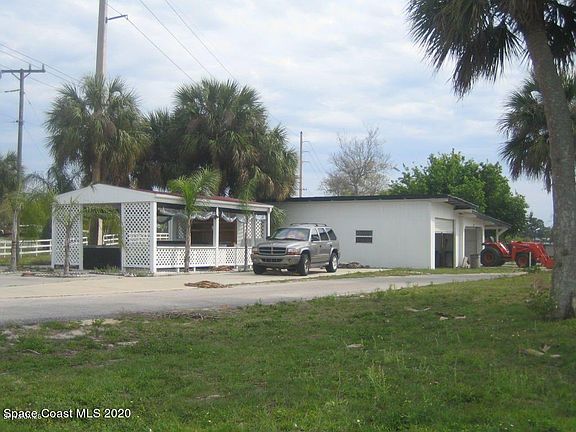 3rd image of 4410 Summit Farms Ln