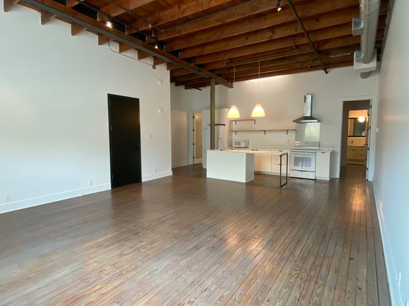 853 Dauphin St #4