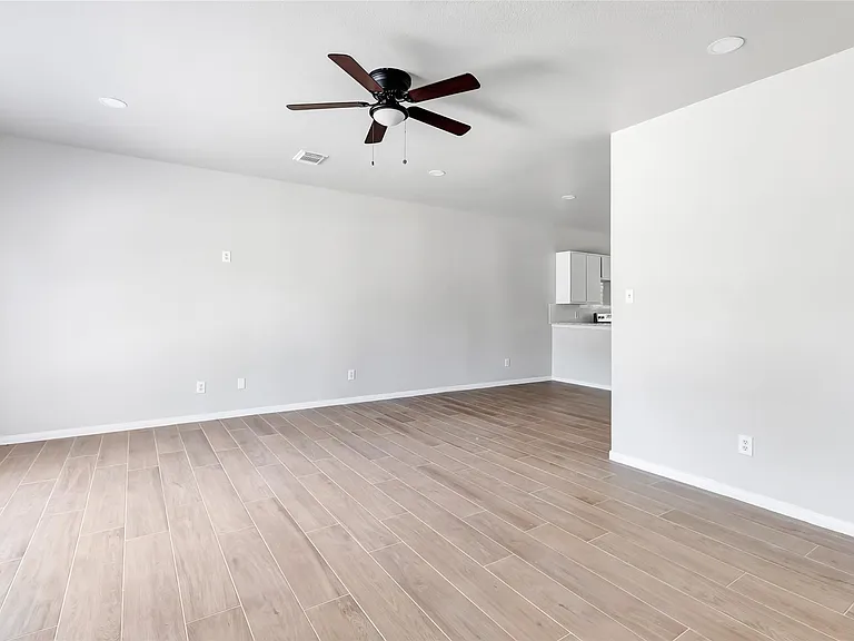 10445 Wicklowe St #1 — Photo 10