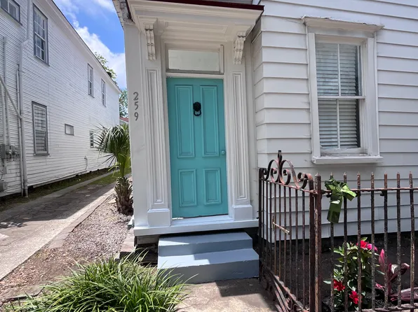 259 Coming St APT A, Charleston, SC 29403
