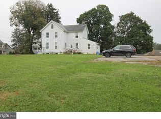 20 Maple Ave, West Grove, PA 19390