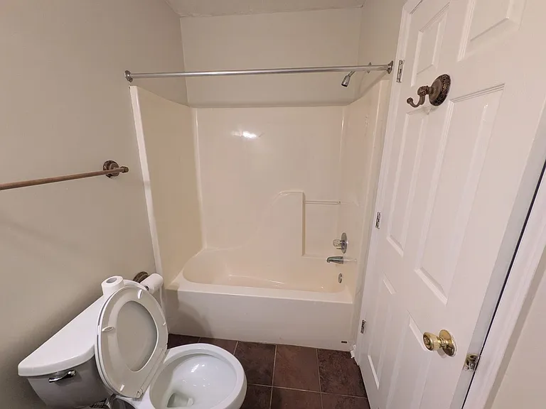6008 Yeaton Glen Dr — Photo 20