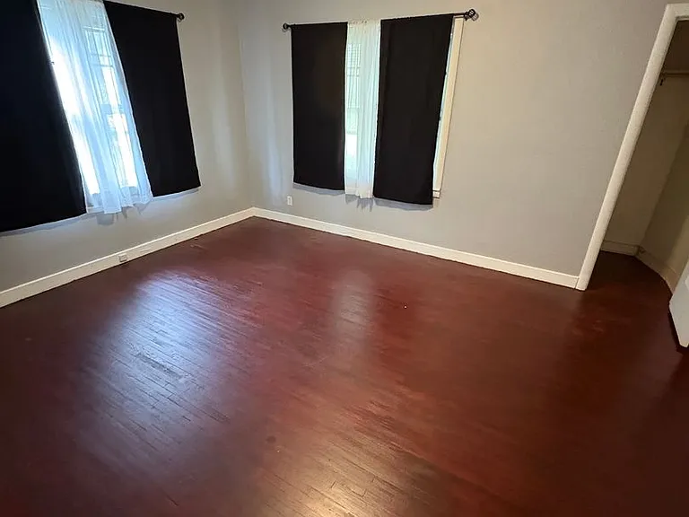 440 Cutler St — Photo 4