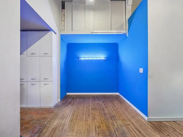 30 East 10th Street image 4 of 14