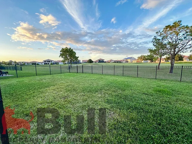 13079 Stanthorne Ave — Photo 29