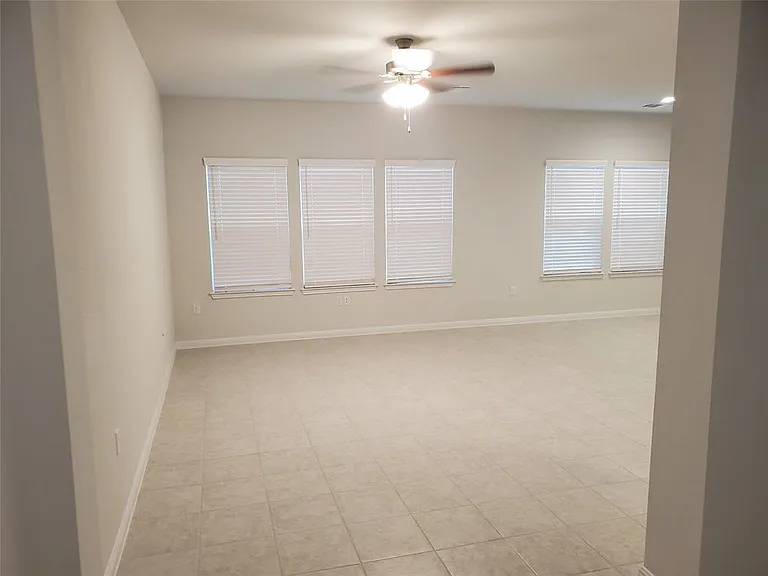 6404 Gunflint Dr — Photo 12