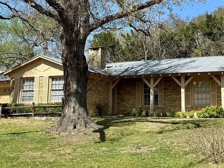 5811 Highland Hills Dr — Photo 3