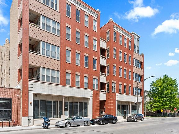 2nd image of 2700 W Belmont Ave Unit 305