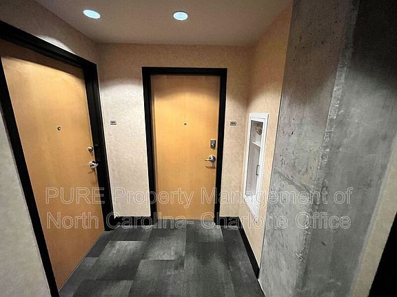 5th image of 210 N Church St Unit 1615