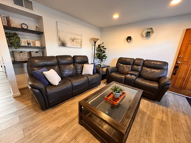 4752 Hawley Blvd #3 — Photo 11