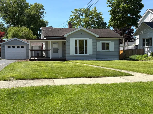 722 E Indiana St, Wheaton, IL 60187