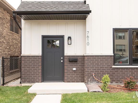 2nd image of 7610 W 60th Pl