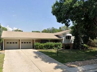 538 Newark St, Aurora, CO 80010