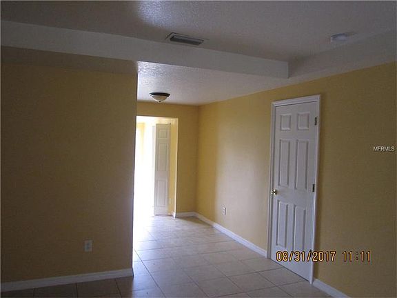 2nd image of 6014 W Jean St