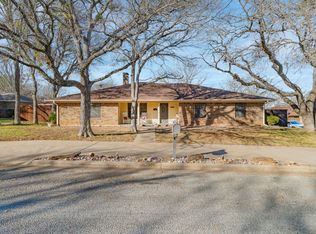 1511 Oak Forest Dr, Graham, TX 76450