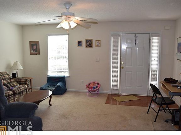 3rd image of 540 City Park Dr