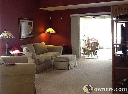 Living room open to Lani.