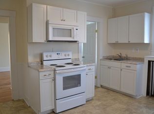 208 Irving St APT 1L, Framingham, MA 01702