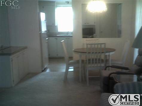 5th image of 131 Las Palmas Blvd