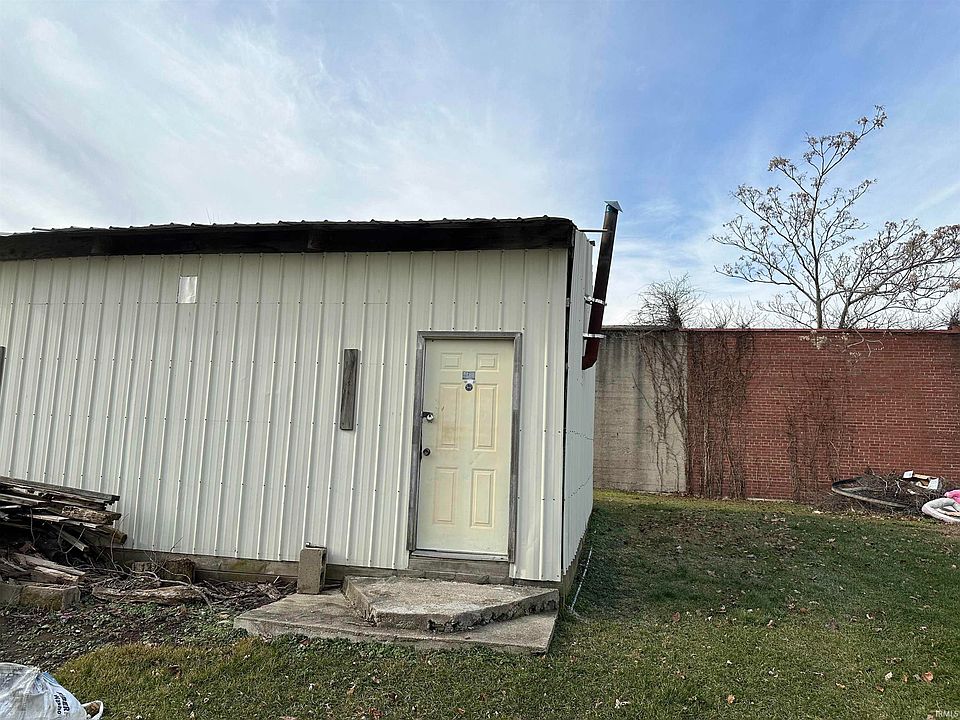 1st image of 1025 S Leeds St