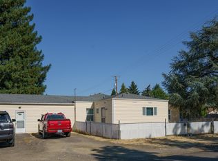 416 W Stewart Ave, Medford, OR 97501