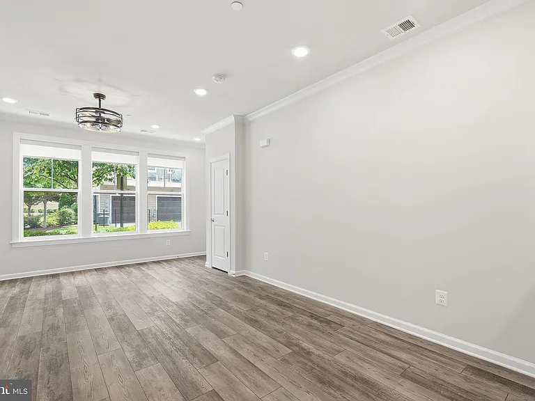 45208 Lettermore Sq — Photo 5