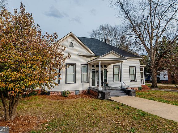 2nd image of 59 Warren St